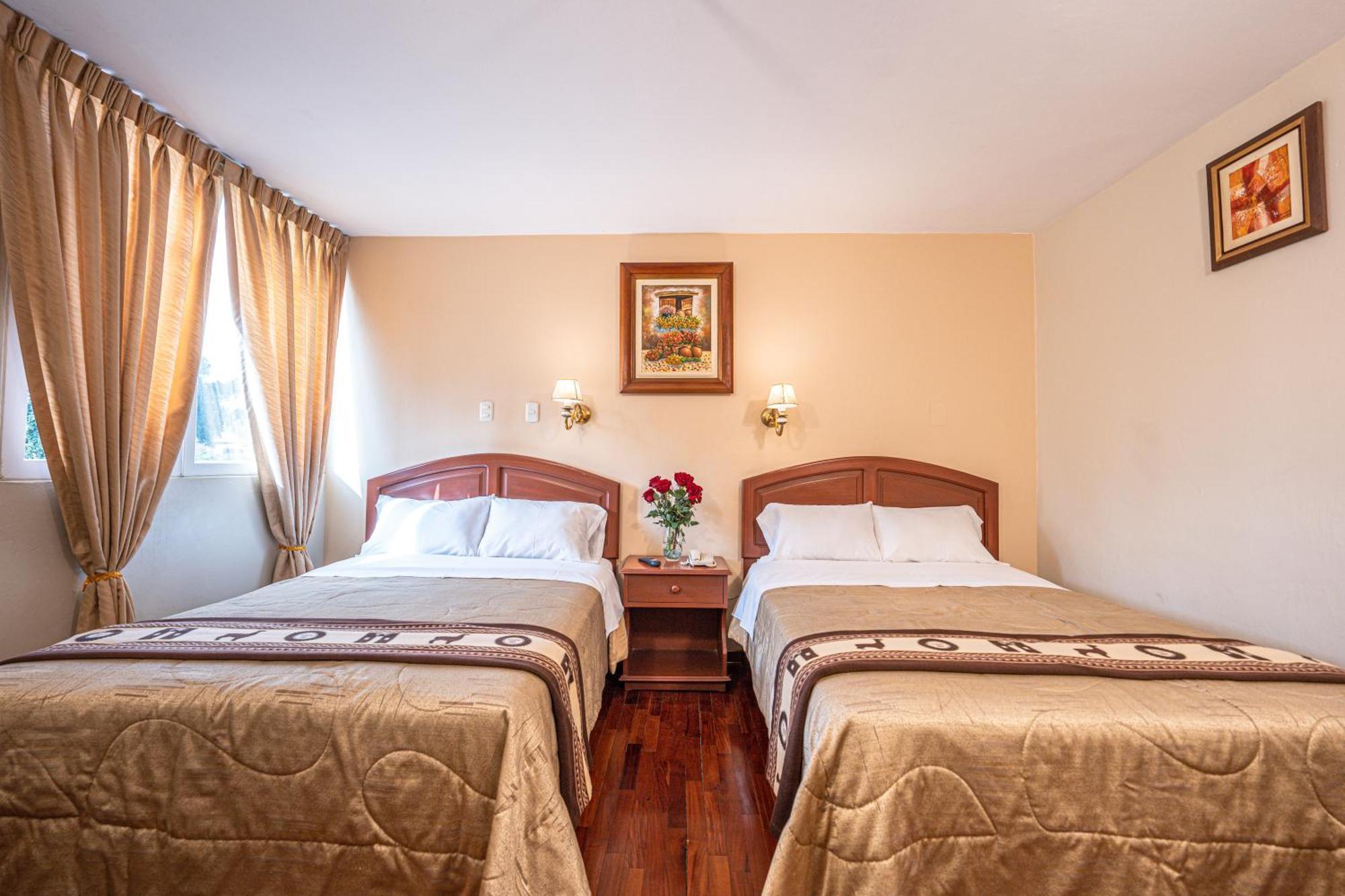 Hotel Manhattan Inn Airport Лима Екстериор снимка
